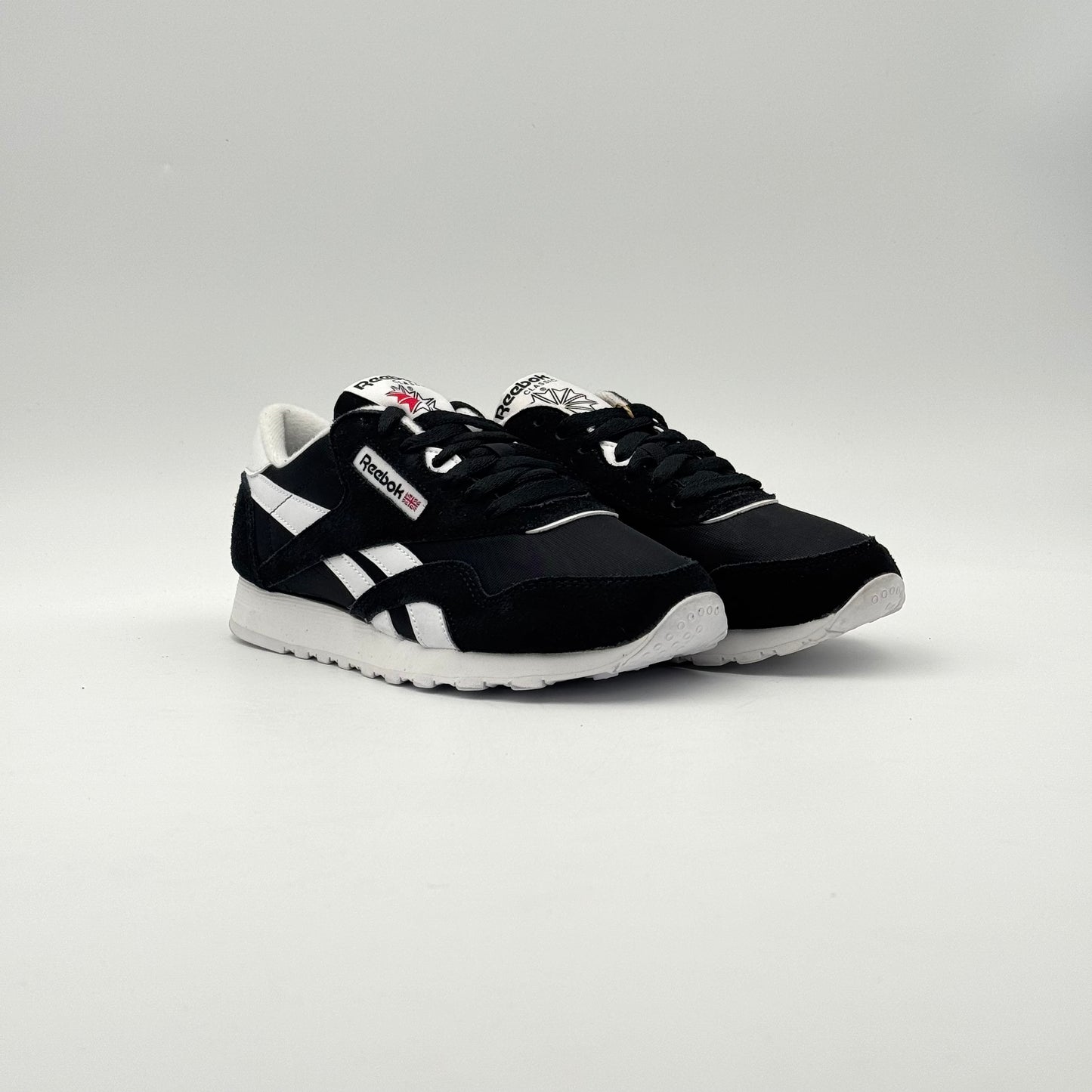 Reebok CL Nylon