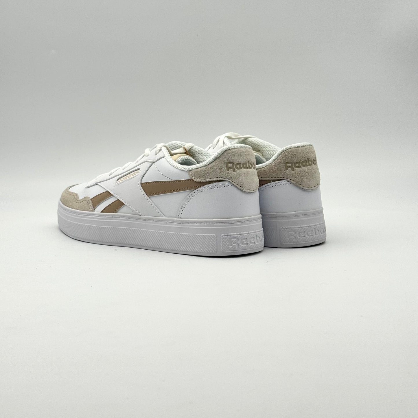 Reebok Court Advance Bold