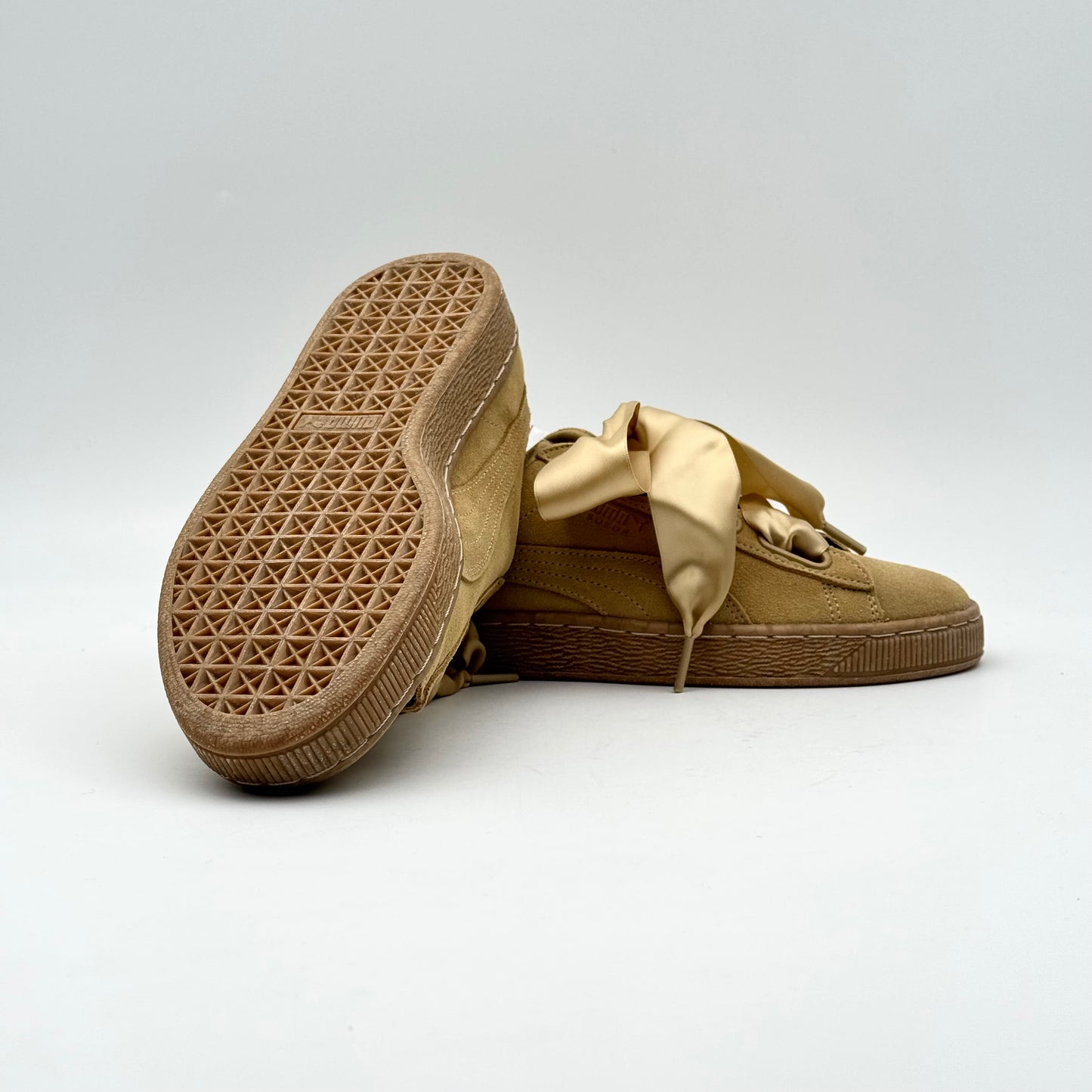 Puma Suede Heart Leopard