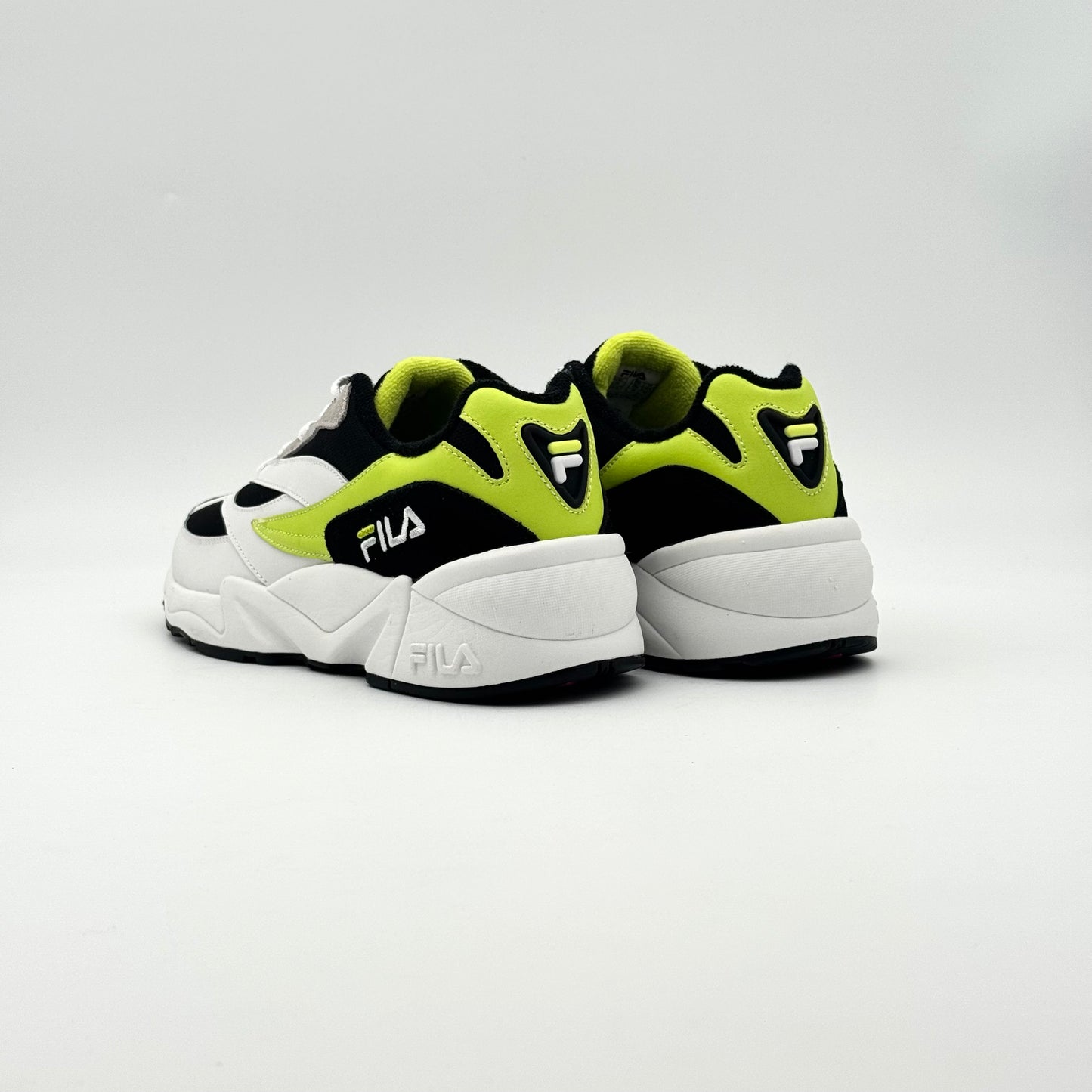 Fila V94M Low