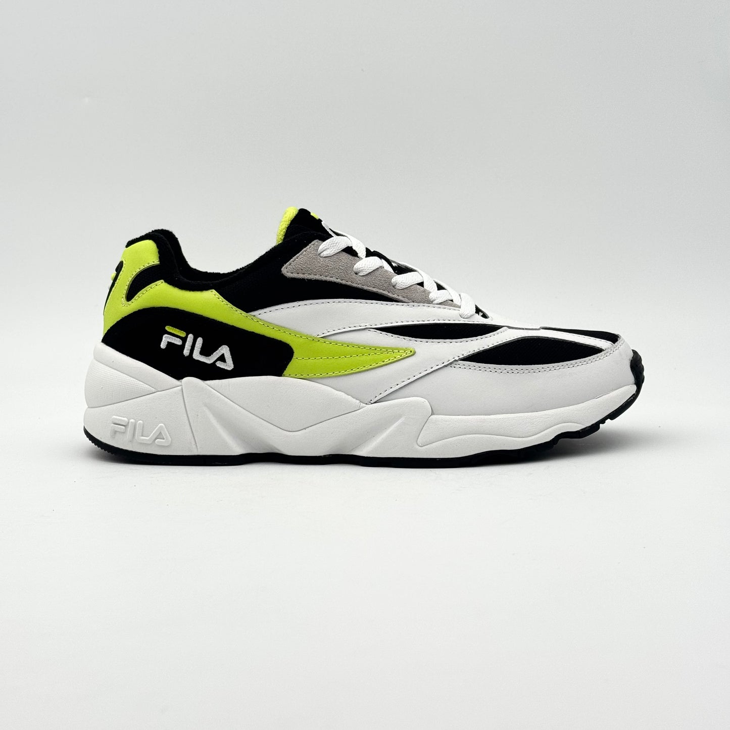Fila V94M Low